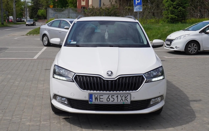 Skoda Fabia cena 25999 przebieg: 214000, rok produkcji 2019 z Katowice małe 301